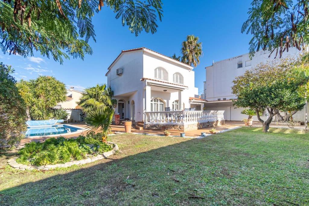 Sm21-Gran Casa De Vacaciones En La Playa, 4 Habitaciones, Climatizada, Piscina, Barbacoa Y Wifi Empuriabrava Exterior photo